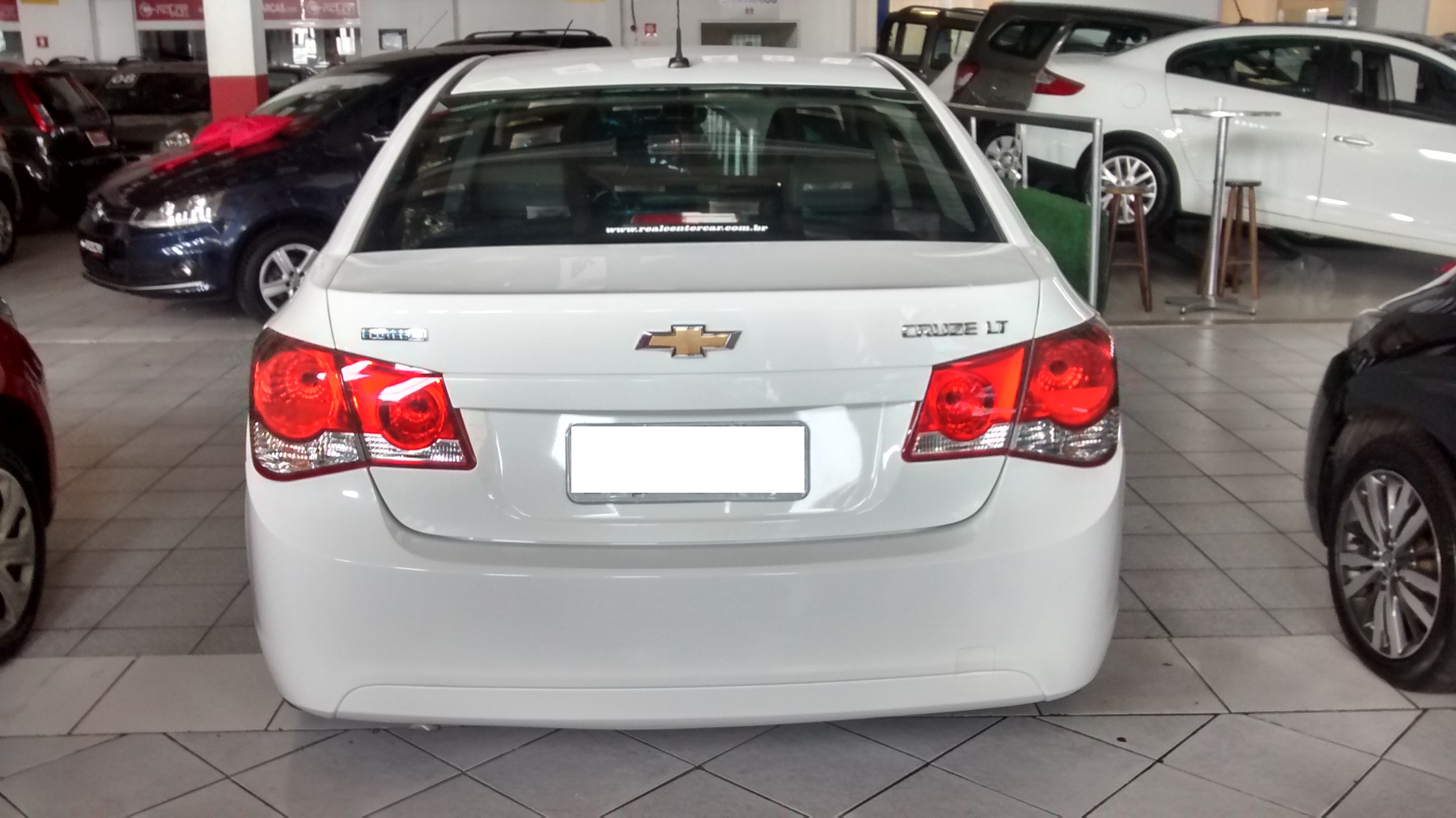 cruze sedan