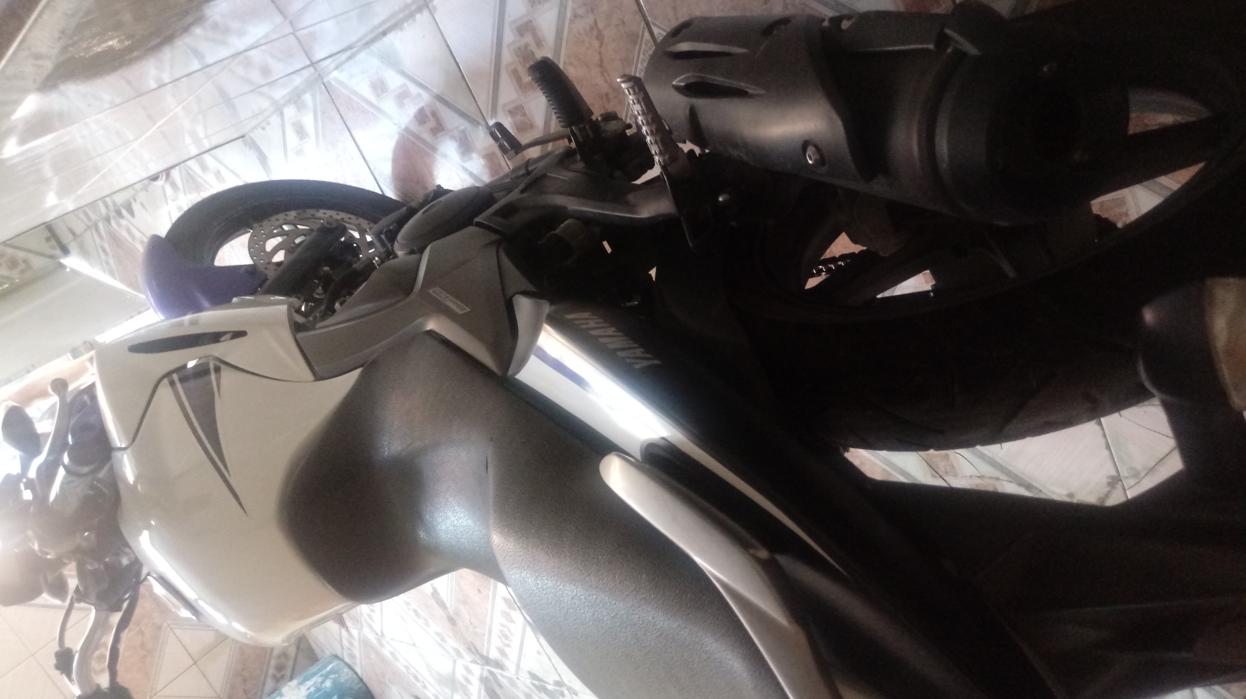 Yamaha Fazer 250